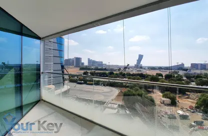 Balcony image for: Apartment - 1 Bedroom - 2 Bathrooms for rent in Burj Al Yaqout - Danet Abu Dhabi - Abu Dhabi, Image 1