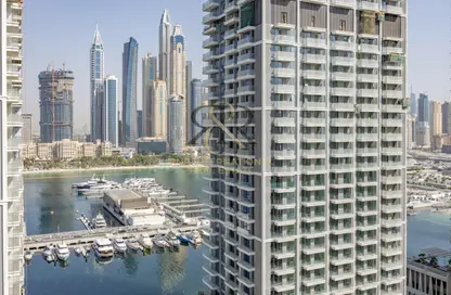 Apartment - 1 Bedroom - 1 Bathroom for sale in Grand Bleu Tower 2 - EMAAR Beachfront - Dubai Harbour - Dubai