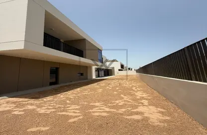 Villa - 4 Bedrooms - 5 Bathrooms for rent in Tilal Al Furjan - Al Furjan - Dubai