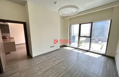Empty Room image for: Apartment - 1 Bedroom - 2 Bathrooms for rent in MBL Residences - Jumeirah Lake Towers - Dubai, Image 1