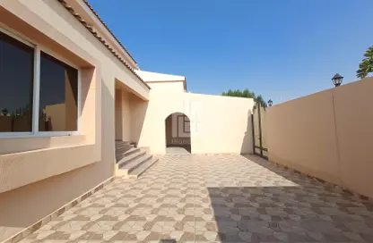 Terrace image for: Villa - 5 Bedrooms - 7 Bathrooms for rent in Mohamed Bin Zayed City - Abu Dhabi, Image 1