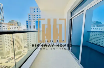 Apartment - 2 Bedrooms - 3 Bathrooms for rent in Al Khan - Sharjah