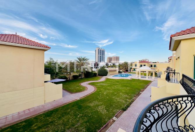 Villa - 5 Bedrooms - 6 Bathrooms for rent in Al Barsha 1 Villas - Al Barsha 1 - Al Barsha - Dubai
