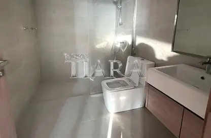 شقة - غرفة نوم - 2 حمامات للبيع في فرهاد عزيزي ريزيدنس - الجداف - دبي