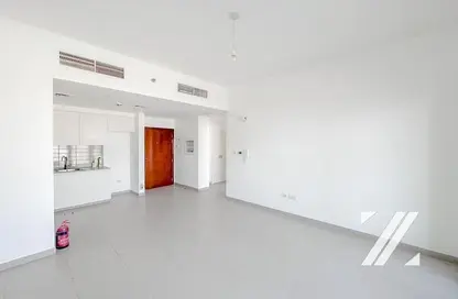 Apartment - 1 Bedroom - 1 Bathroom for rent in Hayat Boulevard-1A - Hayat Boulevard - Town Square - Dubai
