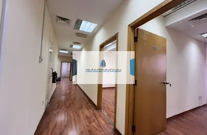 Hall / Corridor image for: Half Floor - Studio - 1 Bathroom for rent in Al Khalidiya - Abu Dhabi, Image 1