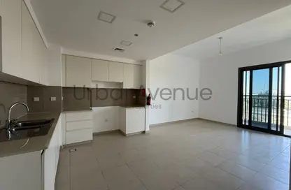 Apartment - 2 Bedrooms - 2 Bathrooms for sale in Hayat Boulevard-2A - Hayat Boulevard - Town Square - Dubai