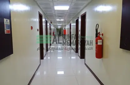 مكتب - استوديو - 2 حمامات للايجار في الند - القاسمية - الشارقة