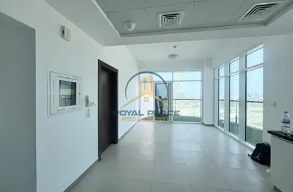 Apartment - 1 Bedroom - 2 Bathrooms for rent in Binghatti Gateway - Al Jaddaf - Dubai Apartment - 1 Bedroom - 2 Bathrooms for rent in Binghatti Gateway - Al Jaddaf - Dubai