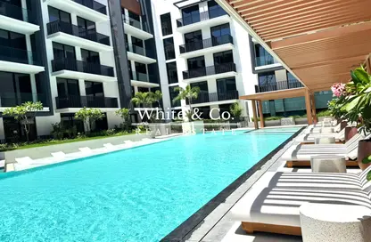 Apartment - 1 Bedroom - 2 Bathrooms for rent in Hamilton House - Jumeirah Village Circle - Dubai