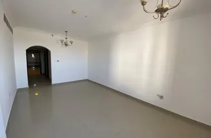 Apartment - 2 Bedrooms - 3 Bathrooms for rent in Al Qulaya'ah - Al Sharq - Sharjah