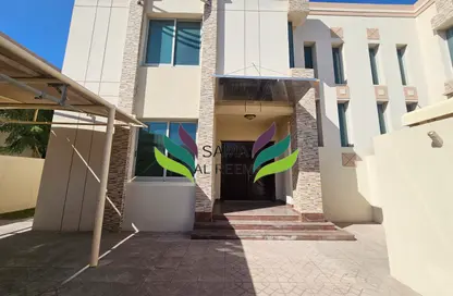 Villa - 5 Bedrooms - 4 Bathrooms for rent in Al Manara - Dubai