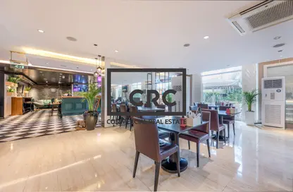 Retail - Studio - 1 Bathroom for rent in Marriott Harbour Hotel and Suites - Dubai Marina - Dubai