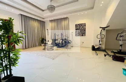 فيلا - 5 غرف نوم - 7 حمامات للبيع في الزاهية جاردنز - الزاهية - عجمان