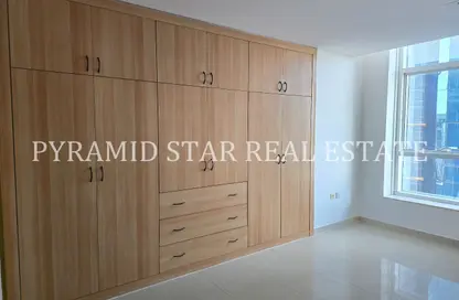 Apartment - 2 Bedrooms - 2 Bathrooms for rent in Oasis Tower - Sheikh Zayed Road - Dubai