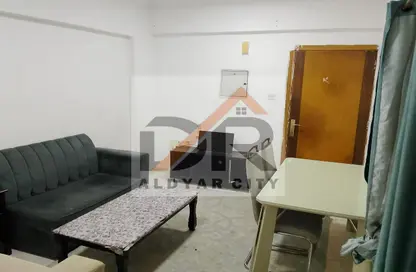 شقة - 2 غرف نوم - 2 حمامات للايجار في مساكن كورنيش عجمان - طريق كورنيش عجمان - عجمان