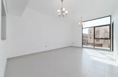 Apartment - 1 Bedroom - 2 Bathrooms for rent in Al Muteena - Deira - Dubai
