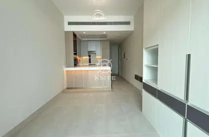 شقة - 1 حمام للايجار في هيراد تاور - قرية الجميرا سركل - دبي