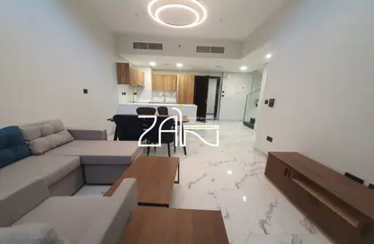 Apartment - 3 Bedrooms - 5 Bathrooms for sale in Al Maryah Vista - Al Maryah Island - Abu Dhabi