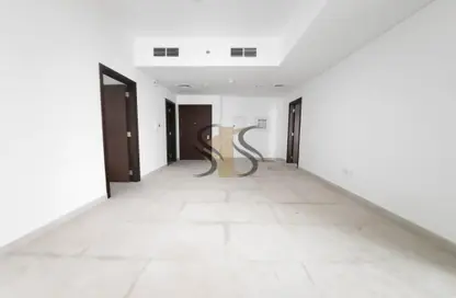 Empty Room image for: Apartment - 2 Bedrooms - 3 Bathrooms for rent in SBO Tower - Al Barsha 1 - Al Barsha - Dubai, Image 1