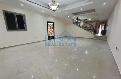 Villa - 4 Bedrooms - 5 Bathrooms for rent in District 14 - Jumeirah Village Circle - Dubai
