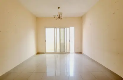 Apartment - 2 Bedrooms - 2 Bathrooms for rent in Abu Shagara building - Abu shagara - Sharjah