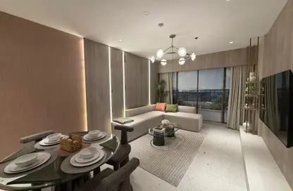 شقة - 2 غرف نوم - 3 حمامات للبيع في لاكي رويال ريزيدنس - الضاحية 10 - قرية الجميرا سركل - دبي شقة - 2 غرف نوم - 3 حمامات للبيع في لاكي رويال ريزيدنس - الضاحية 10 - قرية الجميرا سركل - دبي