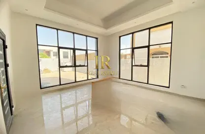 Villa - 4 Bedrooms - 5 Bathrooms for rent in Al Barsha South 2 - Al Barsha South - Al Barsha - Dubai