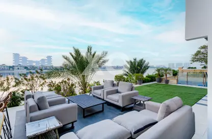Villa - 5 Bedrooms - 6 Bathrooms for rent in Garden Homes Frond D - Garden Homes - Palm Jumeirah - Dubai