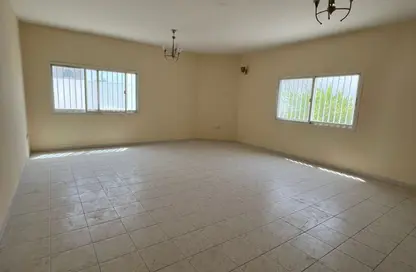 Villa - 4 Bedrooms - 5 Bathrooms for rent in Al Azra - Al Riqqa - Sharjah