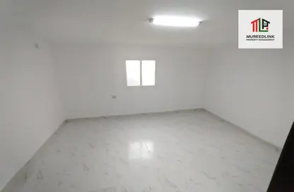Apartment - Studio - 1 Bathroom for rent in Al Wahda Street - Al Wahda - Abu Dhabi