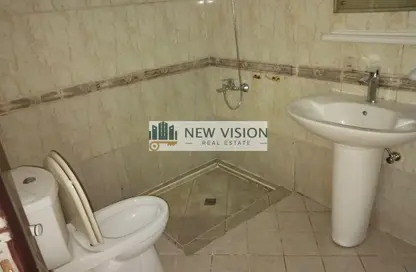 Apartment - 2 Bedrooms - 2 Bathrooms for rent in Qasimia 10 building - Al Mahatta - Al Qasimia - Sharjah