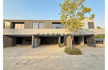 Townhouse - 4 Bedrooms - 6 Bathrooms for sale in Robinia - Masaar - Tilal City - Sharjah