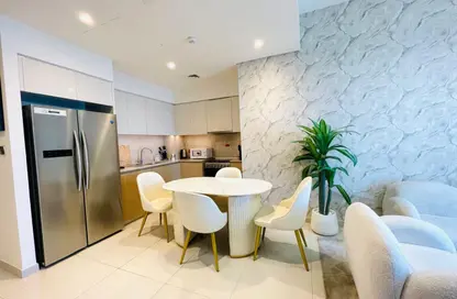 Apartment - 2 Bedrooms - 2 Bathrooms for rent in Burj Royale - Downtown Dubai - Dubai