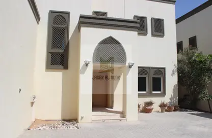 Villa - 3 Bedrooms - 4 Bathrooms for rent in Regional - Jumeirah Park - Dubai