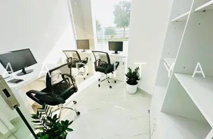 Office Space - Studio - 1 Bathroom for rent in Reem Residency - Al Karama - Dubai
