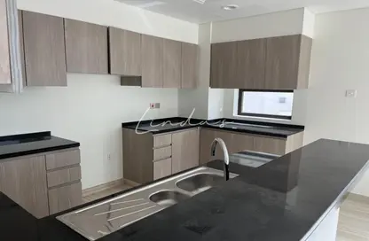 فيلا - 5 غرف نوم - 5 حمامات للايجار في جرين وودز - داماك هيلز - دبي فيلا - 5 غرف نوم - 5 حمامات للايجار في جرين وودز - داماك هيلز - دبي