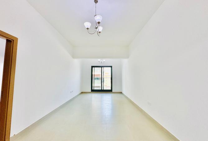 15201117 - Property Image 2