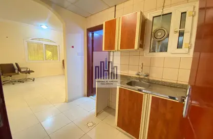 شقة - 1 حمام للايجار في طريق فاير ستاشن - مويلح - الشارقة