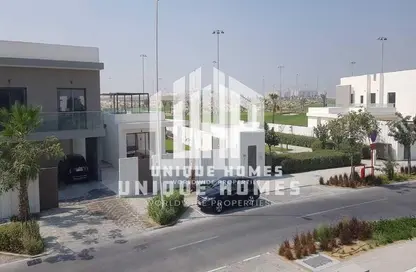 Villa - 4 Bedrooms - 5 Bathrooms for sale in Redwoods - Yas Acres - Yas Island - Abu Dhabi