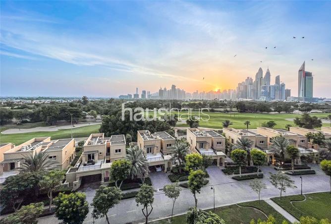 Apartment - 3 Bedrooms - 3 Bathrooms for sale in The Links East Tower - The Links - The Views - Dubai