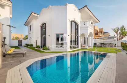 Villa - 5 Bedrooms - 6 Bathrooms for rent in Garden Homes Frond L - Garden Homes - Palm Jumeirah - Dubai