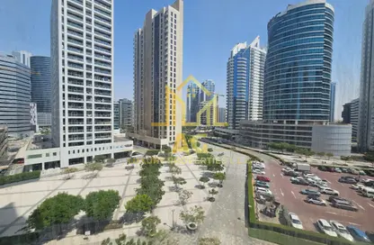 Office Space - Studio - 1 Bathroom for rent in Sheikha Noor Tower - Barsha Heights (Tecom) - Dubai