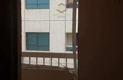 Apartment - 1 Bedroom - 1 Bathroom for rent in Abu Shagara building - Abu shagara - Sharjah
