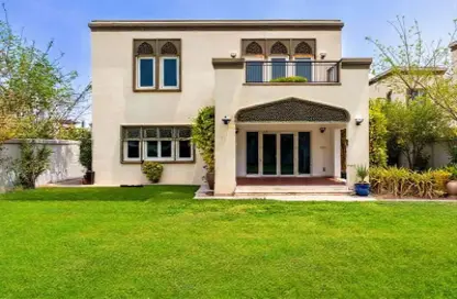 Villa - 3 Bedrooms - 4 Bathrooms for rent in Legacy - Jumeirah Park - Dubai
