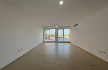 Apartment - 3 Bedrooms - 5 Bathrooms for rent in UBL Tower - Khalifa Street - Abu Dhabi