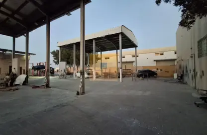 Warehouse - Studio - 1 Bathroom for rent in Al Jlail - Al Sajaa - Sharjah