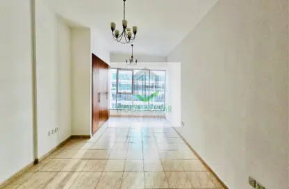 شقة - 1 حمام للبيع في سكاي كورتس تاور C - أبراج سكاي كورتس - دبي لاند - دبي