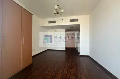 Apartment - Studio - 1 Bathroom for rent in Lakeside Tower D - Lakeside Residence - Dubai Production City (IMPZ) - Dubai