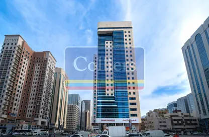 Office Space - Studio - 1 Bathroom for rent in Hamdan Street - Abu Dhabi